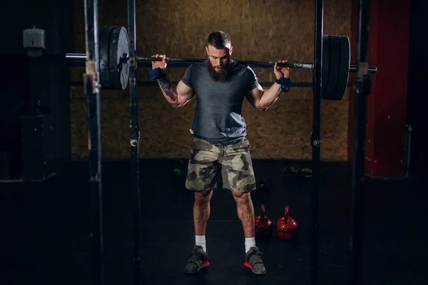 Muscular Caucasian Bearded Man Lifting Weights Doing Back Squat Crossfit — Stock Photo, Image