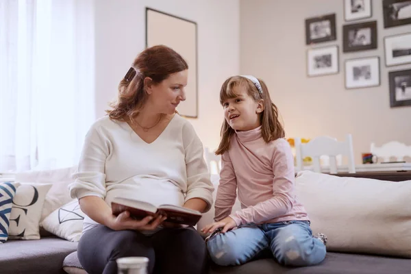 Beautiful Happy Pregnant Mother Reading Her Lovely Daughter Fairytale Living — Stock Photo, Image