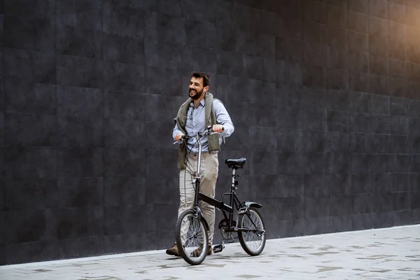 Full Length Cheerful Handsome Caucasian Fashionable Man Listening Music Pushing — Stock Photo, Image