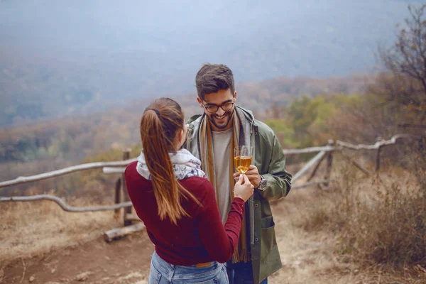 Young Cheerful Multicultural Couple Dressed Casual Standing Nature Autumn Toasting — ストック写真