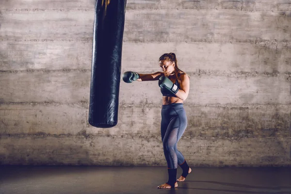 Full Length Young Dedicated Caucasian Muscular Female Boxer Sportswear Ponytail — Stock Photo, Image