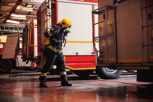 Full Length Brave Fireman Standing Fire Station Full Protective Uniform — Stock Photo, Image