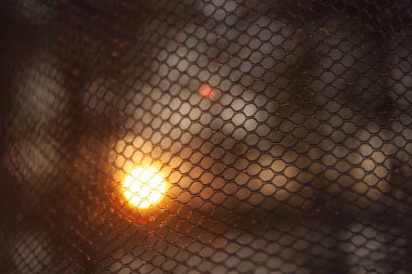 Kılavuz günbatımı arka plan koyu tonlarında