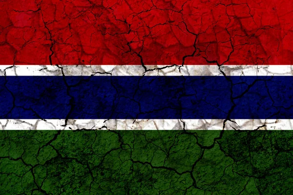 Gambia Ország Zászló Szimbólum Repedt Szutykos Falra Festett Aszály Nehézségeket — Stock Fotó
