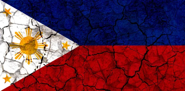 フィリピン国のフラグのシンボルは 割れた汚れた壁に描かれました 干ばつ 雨や経済危機の概念 — ストック写真