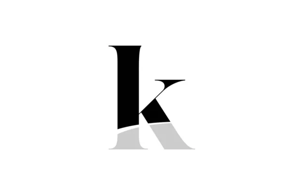 Αλφάβητο γράμμα k μαύρο και λευκό λογότυπο σχεδίαση εικονιδίου — Διανυσματικό Αρχείο