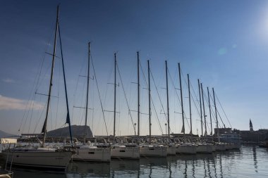Boş zaman tekneler doğal Kotor bay Harbor Karadağ