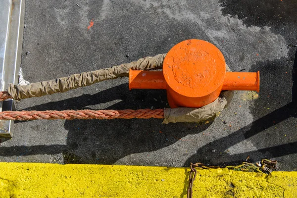 Pollare Och Förtöjning Rep — Stockfoto