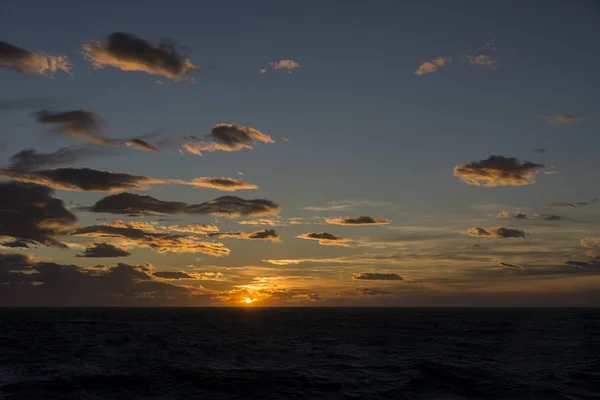 美丽的夕阳在南极洲 — 图库照片
