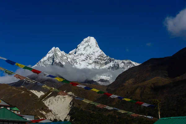 Vista Ama Dablam Durante Día — Foto de Stock