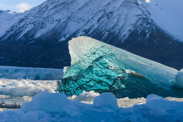 Buzul Parçasının Şaşırtıcı Görünümü — Stok fotoğraf