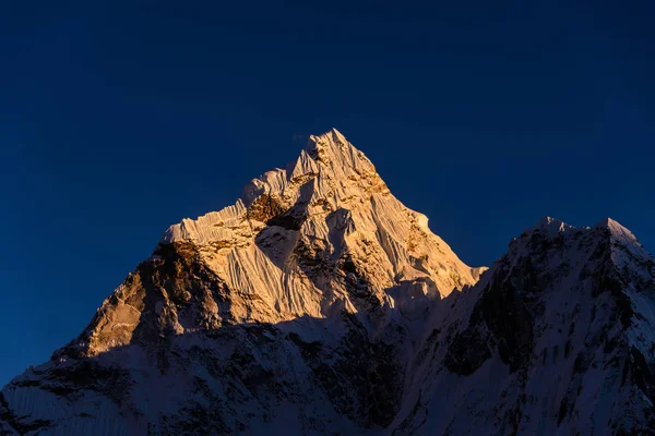 Vista Ama Dablam Durante Día —  Fotos de Stock