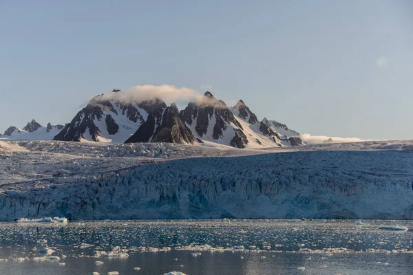 Deniz Karda Taşla — Stok fotoğraf