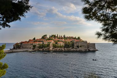 Aziz stefan Adası, Karadağ