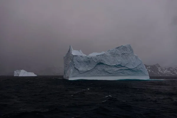 Красивий Краєвид Подання Айсберг — стокове фото