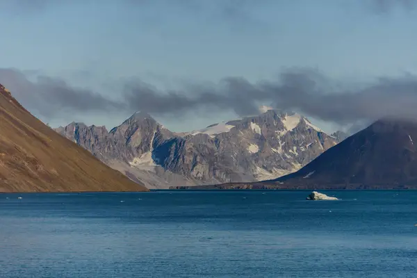 Widok Piękny Krajobraz Arctic — Zdjęcie stockowe