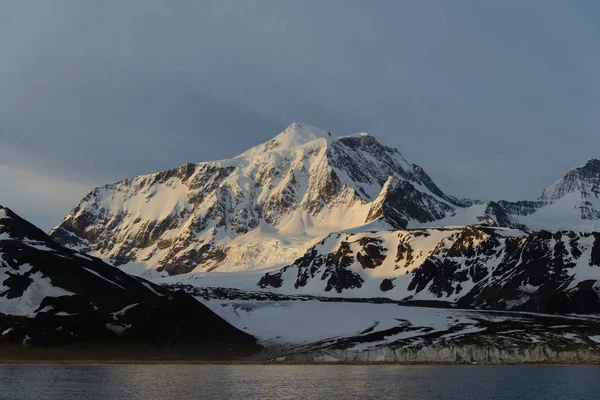 Sydgeorgien Morgon Landskap — Stockfoto