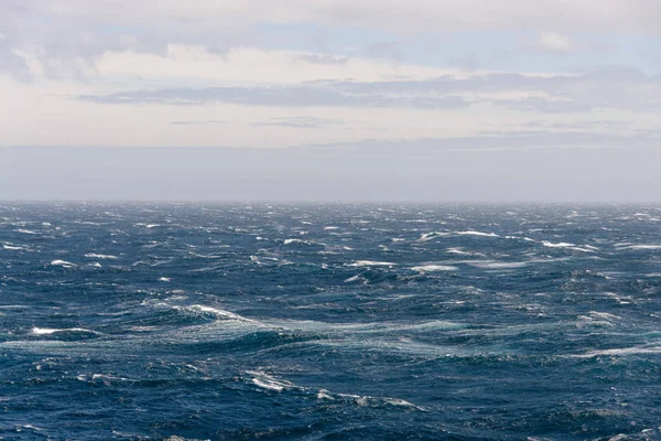 Hermoso Mar Tormentoso Durante Día — Foto de Stock