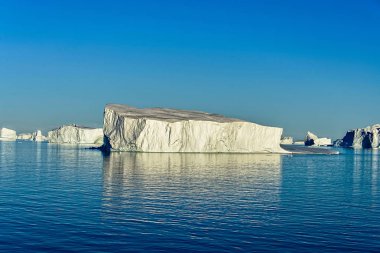 Antarktika deniz manzarası güzel görüntülemek