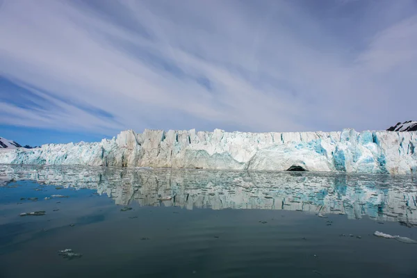 Арктический Ландшафт Шпицбергена — стоковое фото