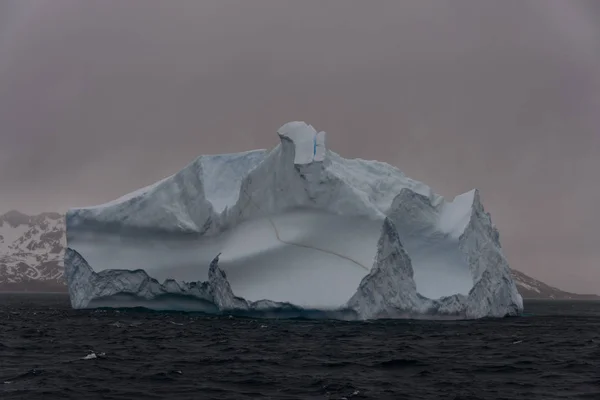 Beautiful Landscape View Iceberg — Stock Photo, Image