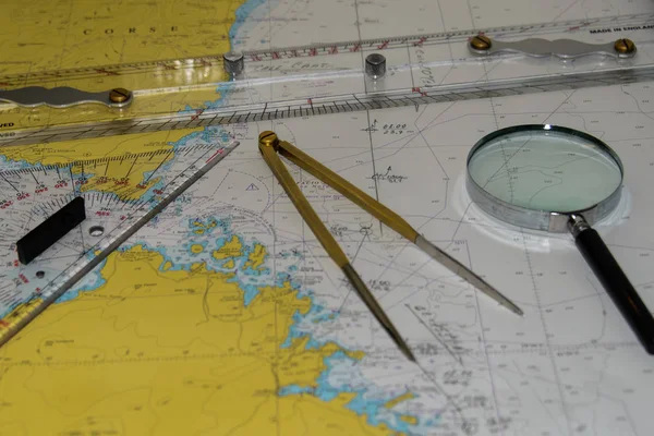 Navigational equipment on the map