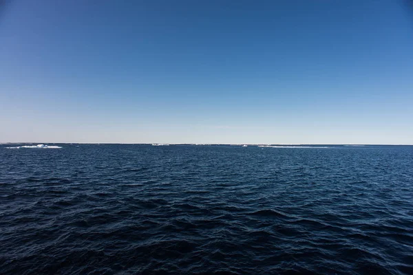 Krásné Arktické Seascape Zobrazení — Stock fotografie