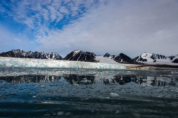 Arktische Landschaft Auf Spitzbergen — Stockfoto