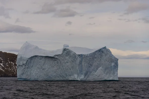 Bella Vista Sul Paesaggio Con Iceberg — Foto Stock