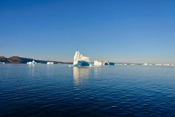 Прекрасний Вид Айсберг Ґренландія — стокове фото