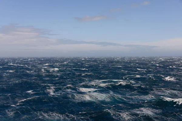 Burzliwe Morze Ciągu Dnia — Zdjęcie stockowe