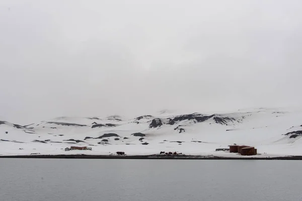 Stary Dworzec Wielorybów Deception Island — Zdjęcie stockowe