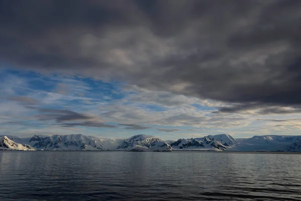 Vackra Antarctic Liggande — Stockfoto