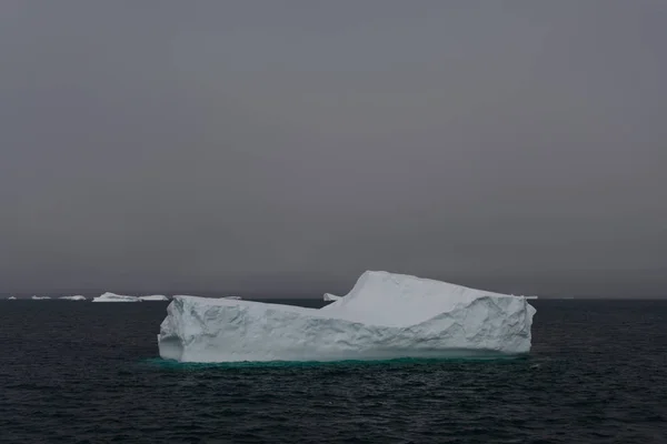 Айсберг Морі Антарктичної — стокове фото