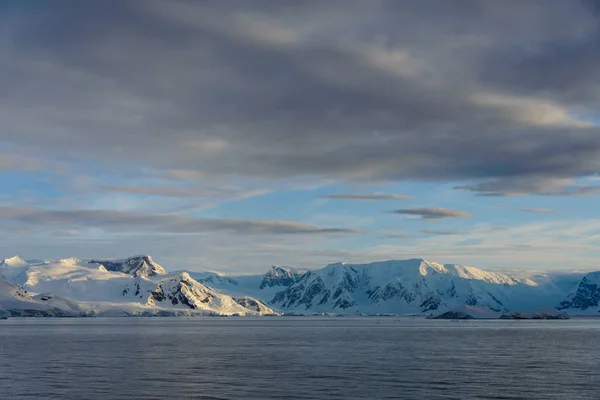 Gyönyörű Antarktiszi Tájkép — Stock Fotó