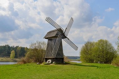 Eski ahşap Rüzgar değirmeni