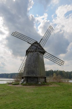 Eski ahşap Rüzgar değirmeni
