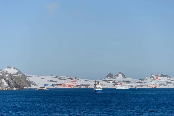 Bellingshausen Ryska Antarktis Forskningsstation — Stockfoto