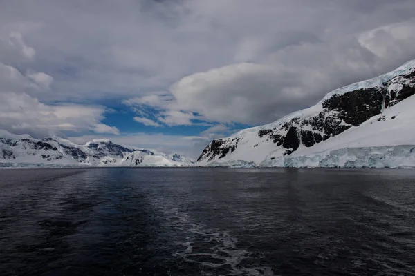 Peisaj Antarctic Ghețar Munți — Fotografie, imagine de stoc