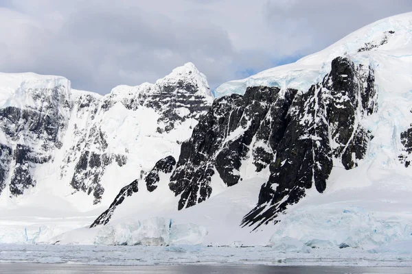 Paysage Antarctique Avec Glaciers Montagnes — Photo