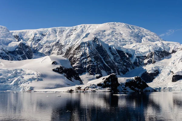 Paysage Marin Antarctique Avec Réflexion — Photo