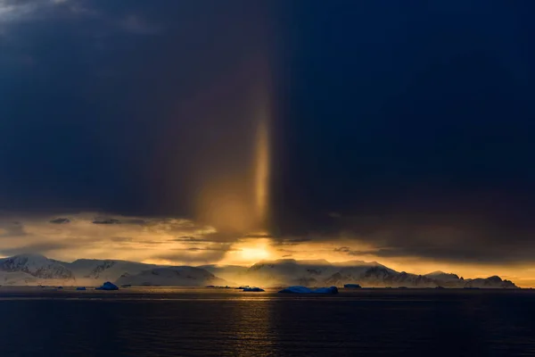Prachtige Zonsondergang Antarctica — Stockfoto