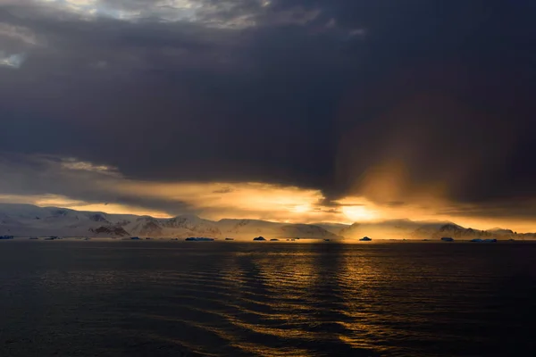 Beautiful Sunset Antarctica — Zdjęcie stockowe