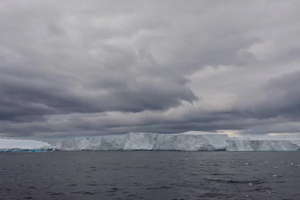 Iceberg Tabulare Antartide — Foto Stock