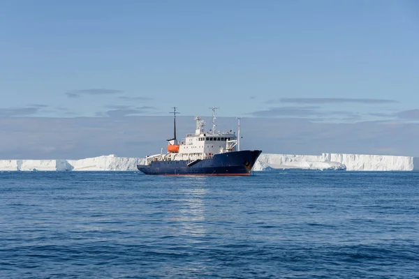 Navio Expedição Mar Antárctico — Fotografia de Stock