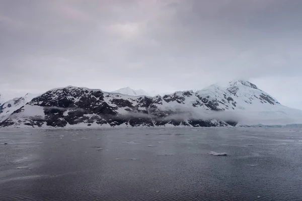 Antarctische Zeegezicht Met Ijs — Stockfoto