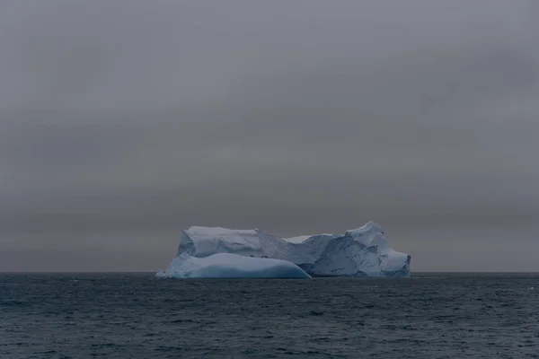 南極海の氷山 — ストック写真