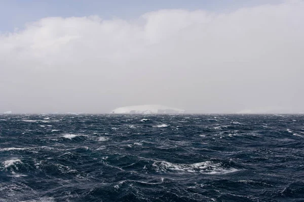 Vista Sul Paesaggio Antartico Dal Mare — Foto Stock