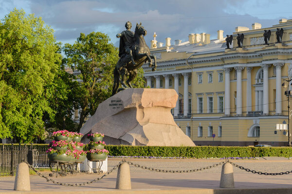 Памятник Петру I летом, Бронзовый всадник, Санкт-Петербург, Россия
