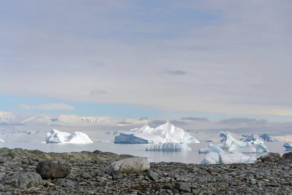 Buzdağı Antarktika Yatay — Stok fotoğraf